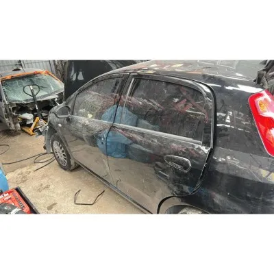 Fiat Punto Sol Arka Kapı
