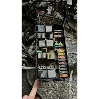 Ford Connect Sigorta Kutusu 90 ps