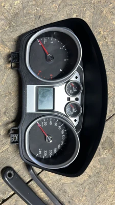 Ford Focus Kilometre Saati 2005-2011 8V4T10849GH