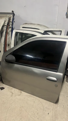Fiat Strada Elektrikli Cam Krikosu