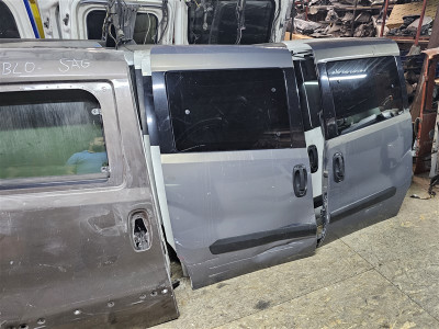 Fiat Doblo çıkma sürgülü kapı gri