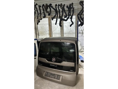 FİAT DOBLO TREKKİNG BAGAJ KAPAĞI