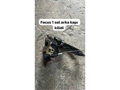 FORD FOCUS ARKA KAPI CAM MOTORU 