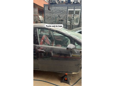Fiat Punto Sağ Ön Kapı